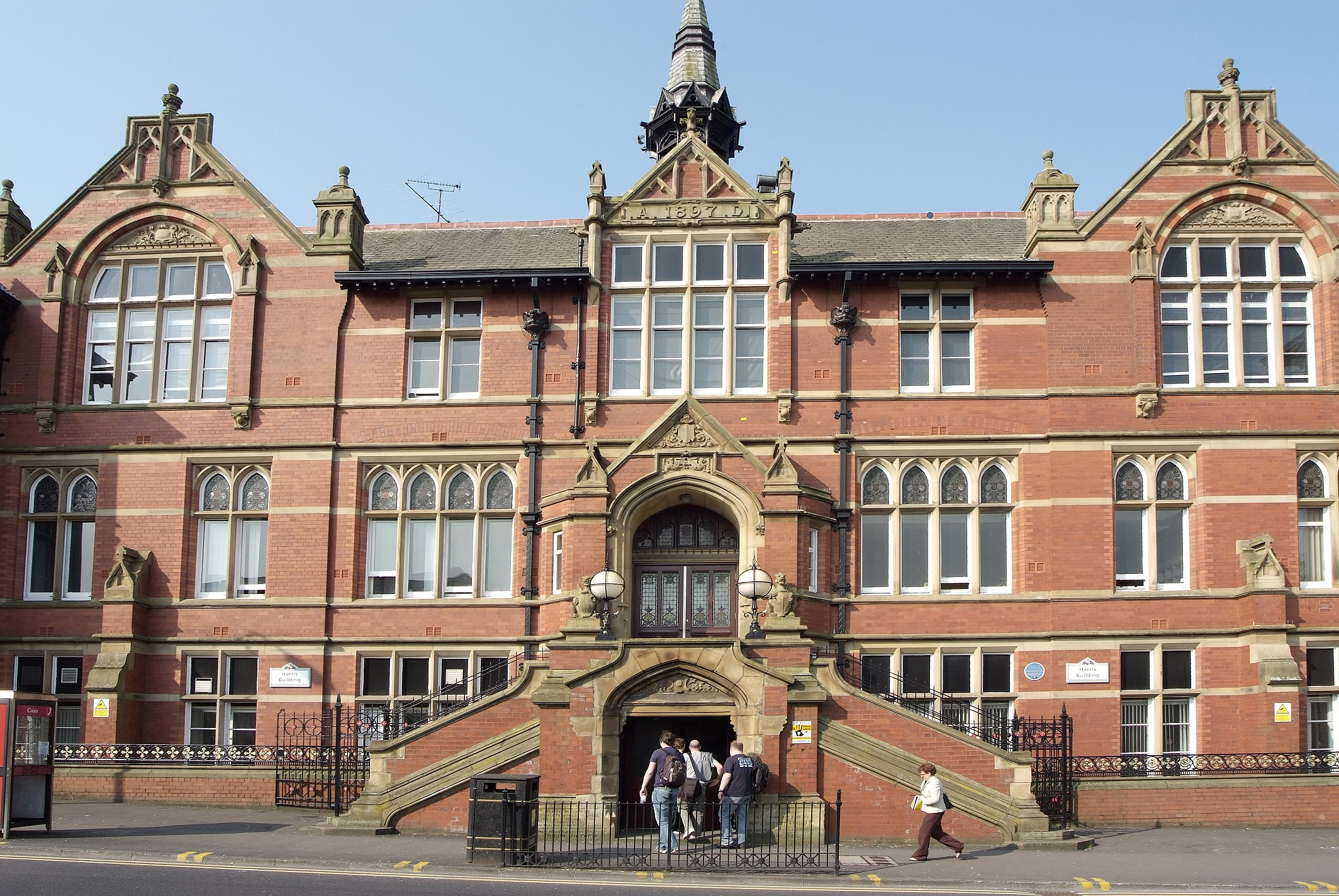 Harris building(2)