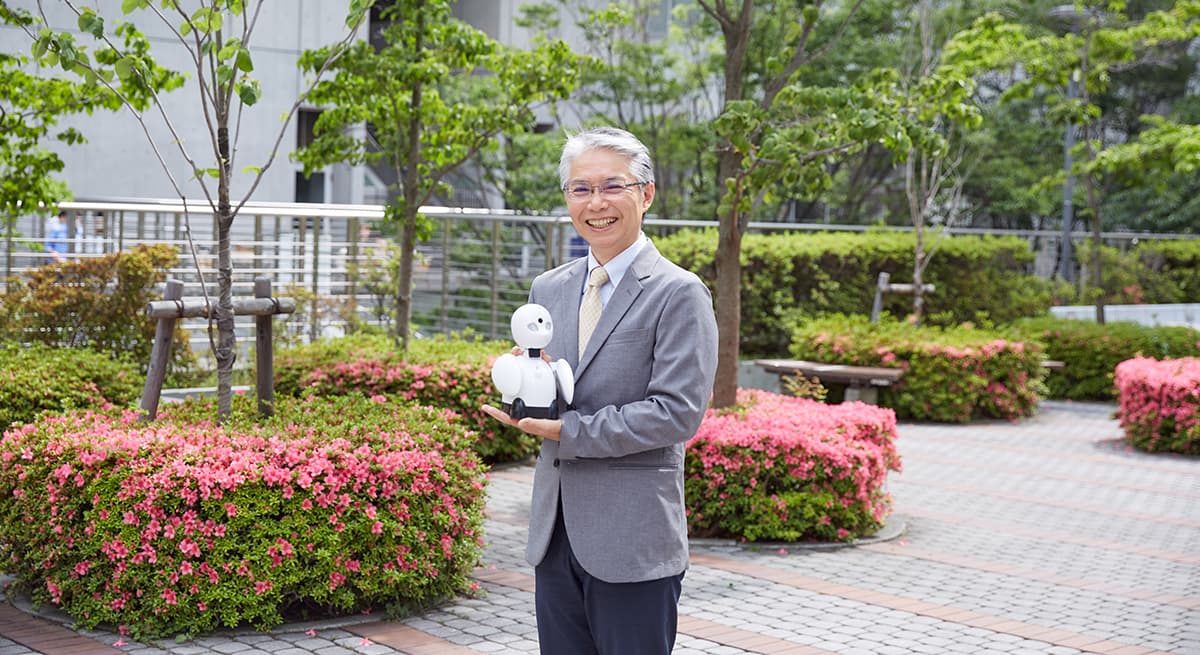 写真:志村 健一教授