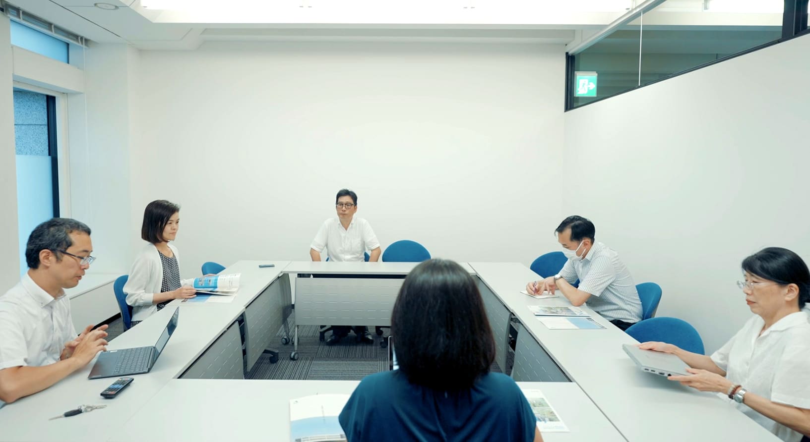 写真:会議風景