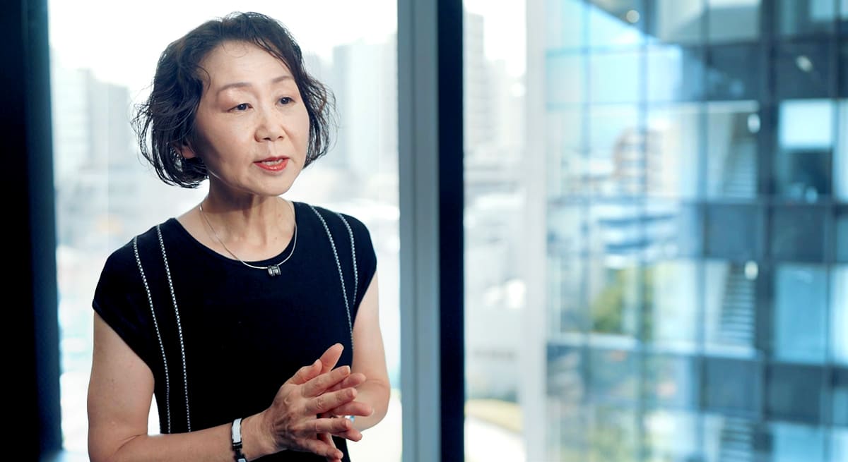 写真:西野 理子 教授